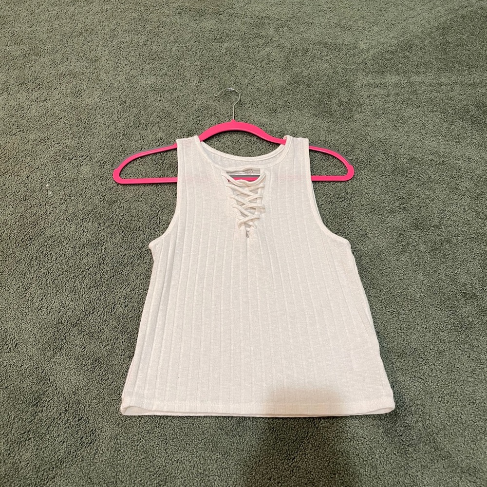 American Eagle white top